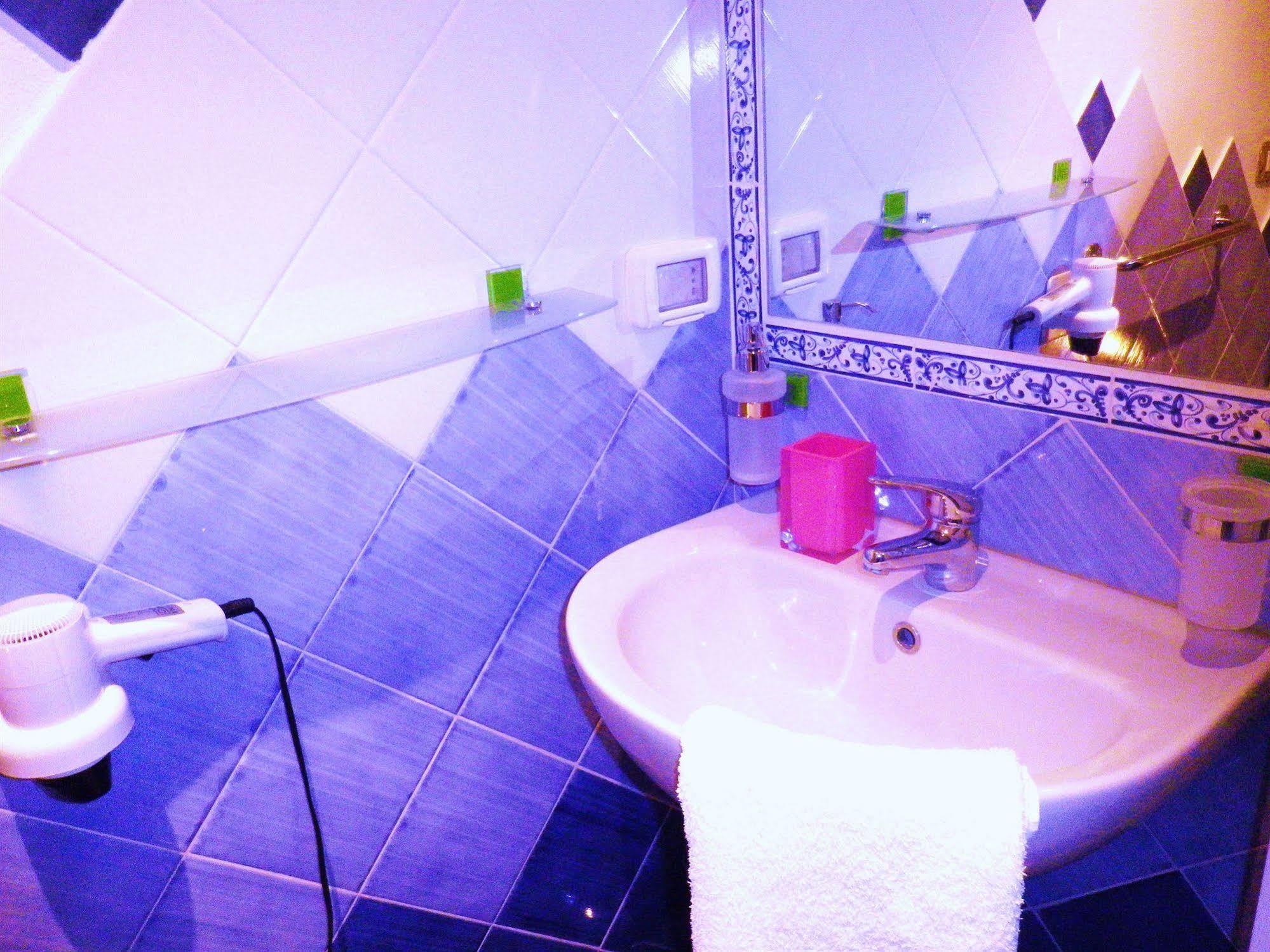 Elisart Guest House Альгеро Екстер'єр фото