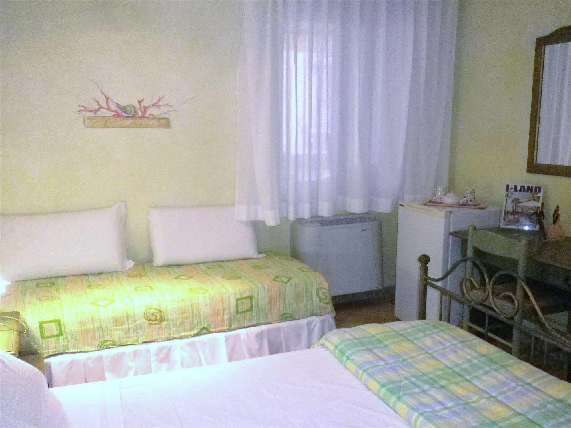 Elisart Guest House Альгеро Екстер'єр фото