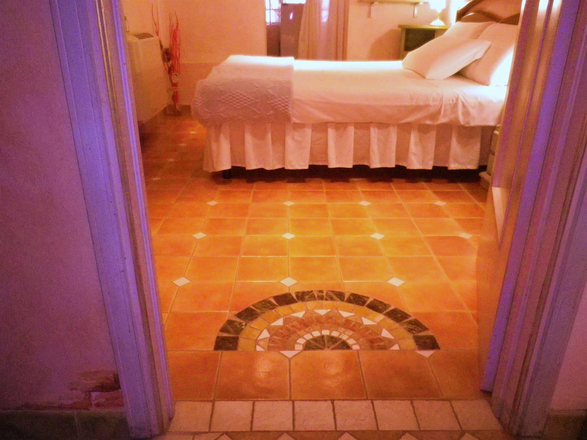 Elisart Guest House Альгеро Екстер'єр фото