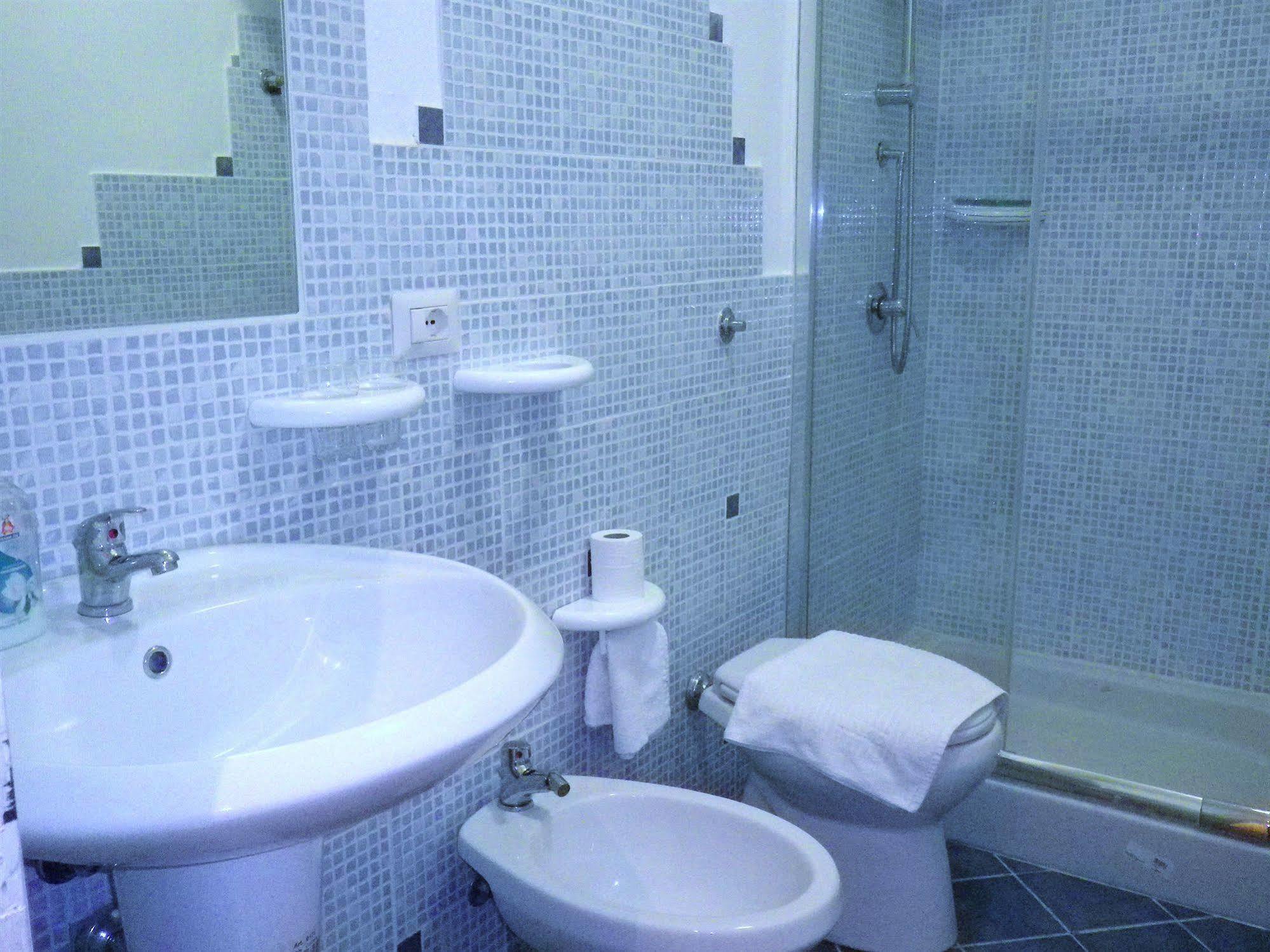 Elisart Guest House Альгеро Екстер'єр фото